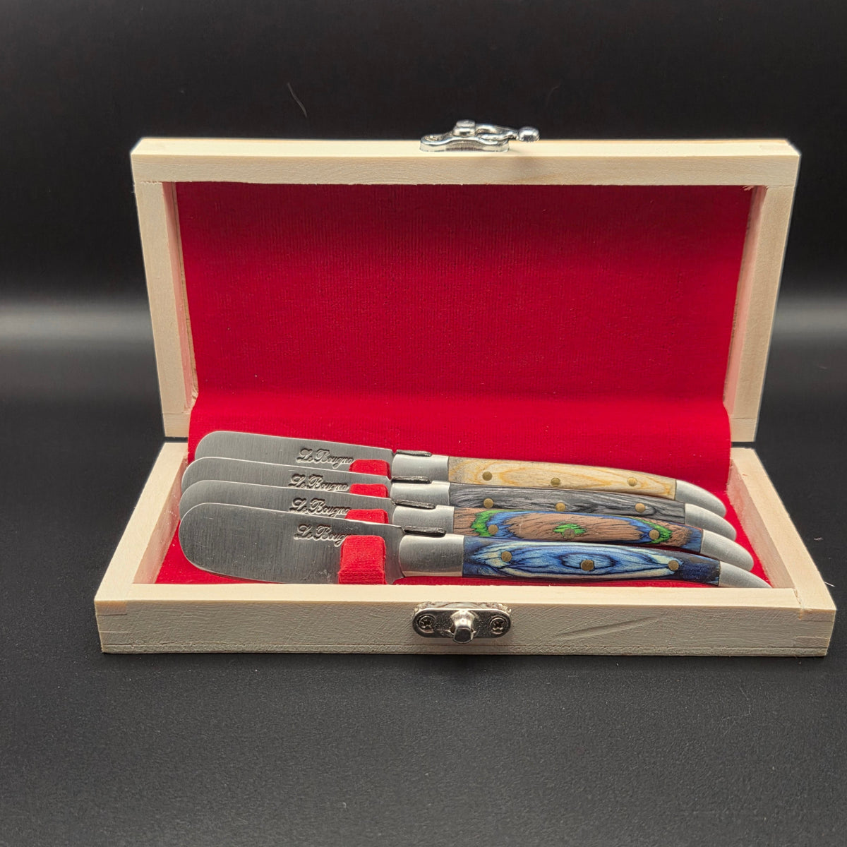 Coffret en beurre de 4 couteaux à beurre